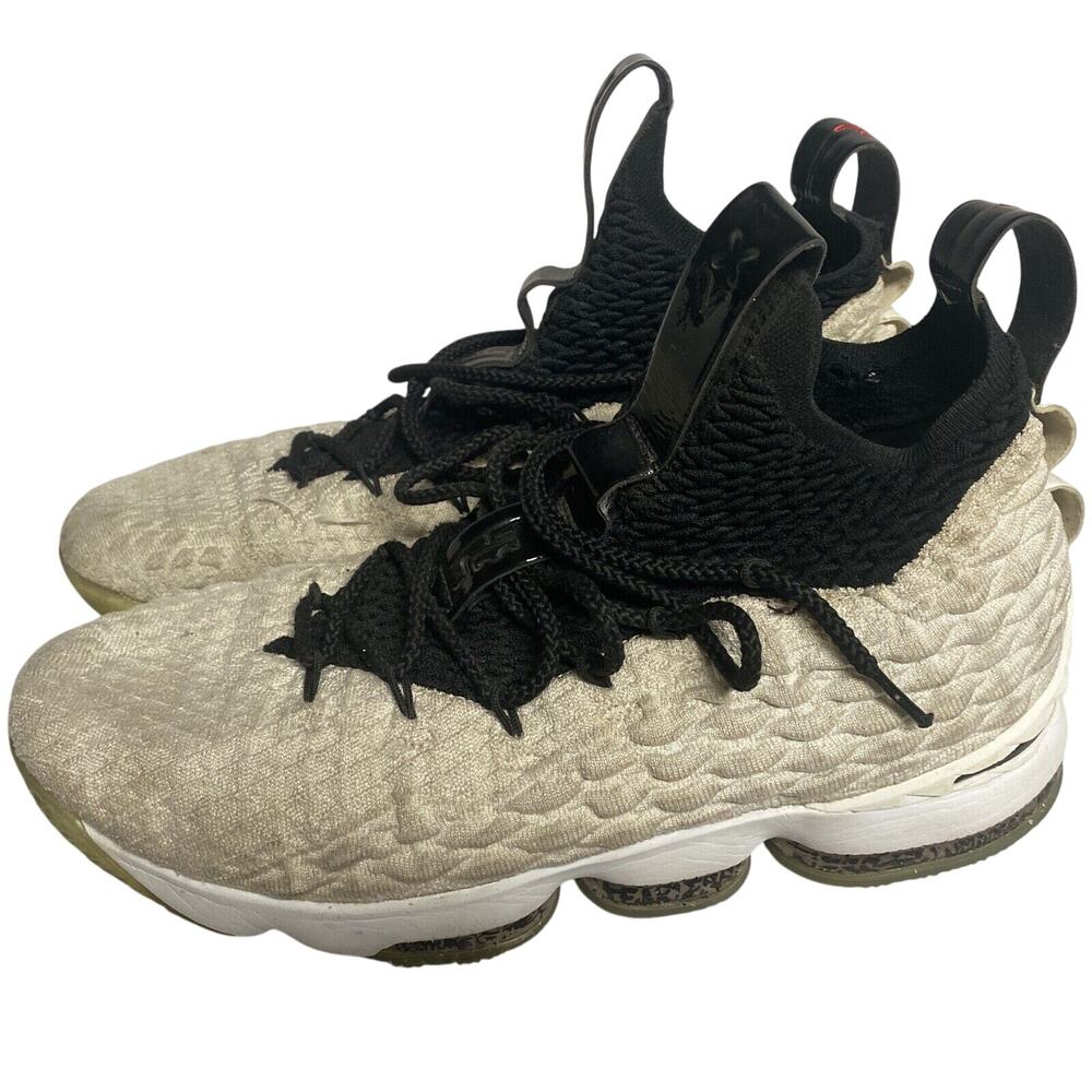 Size 11 - Nike LeBron 15 Graffiti 2018 shoes